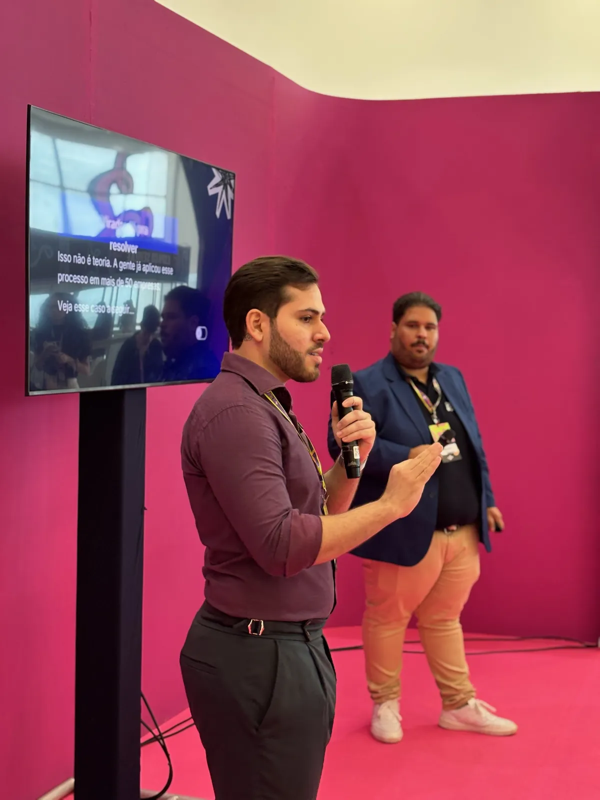 Marcos Moura e Rodrigo Alves no palco do go!RN
